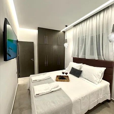 Flev's Luxury House With Pool Semesterbostad Kremastí