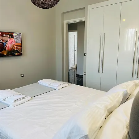 Nyaraló Flev's Luxury House With Pool *