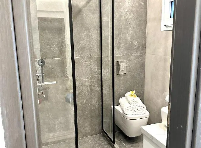 Prázdninový dům Flev's Luxury House With Pool