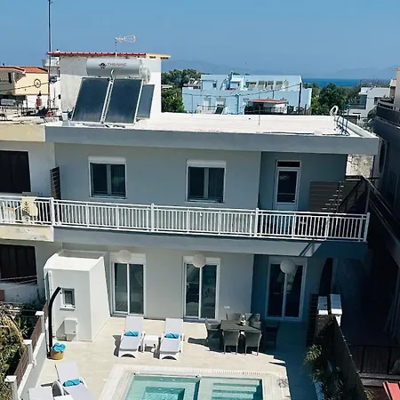 بيت للعطل Flev's Luxury House With Pool *